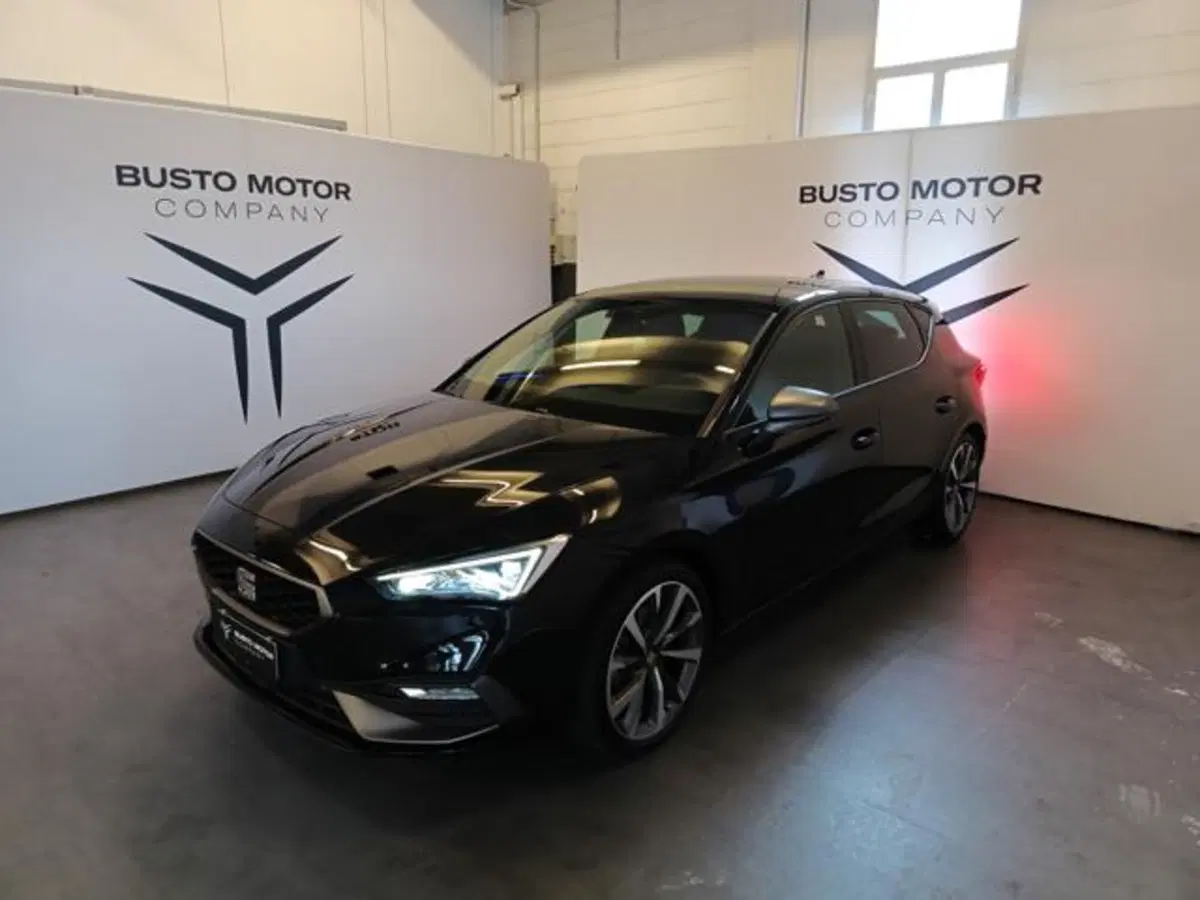 SEAT Leon usata a Varese (3)