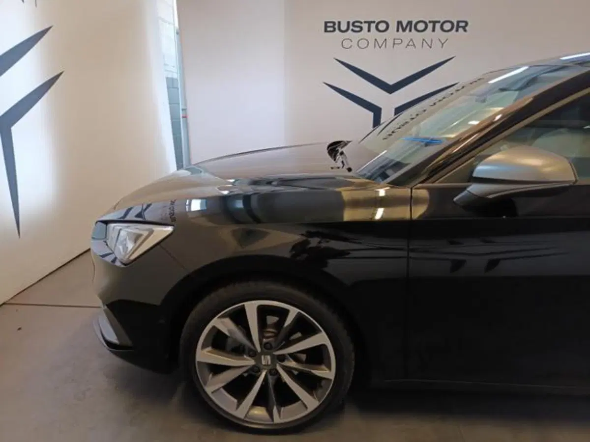 SEAT Leon usata a Varese (7)