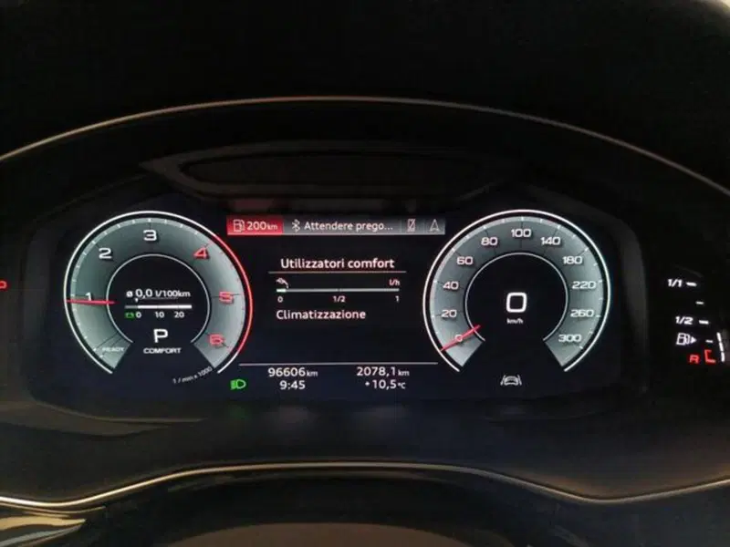 Audi Q8 usata a Varese (12)