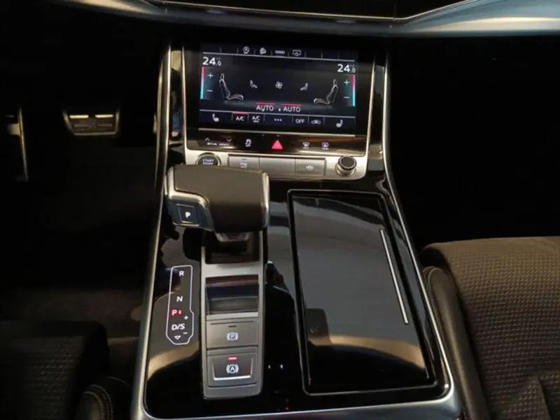 Audi Q8 usata a Varese (13)