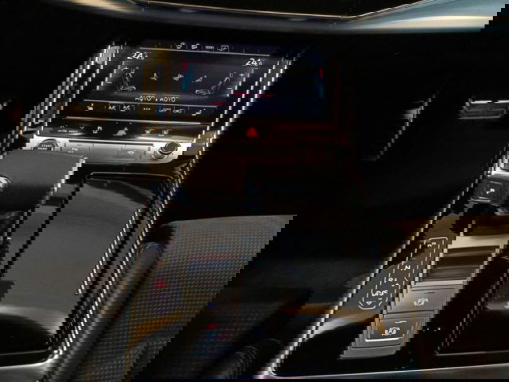 Audi Q8 usata a Varese (13)