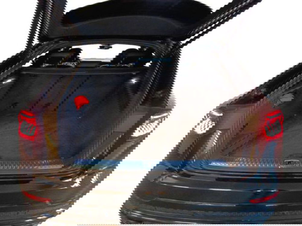 Audi Q8 usata a Varese (15)