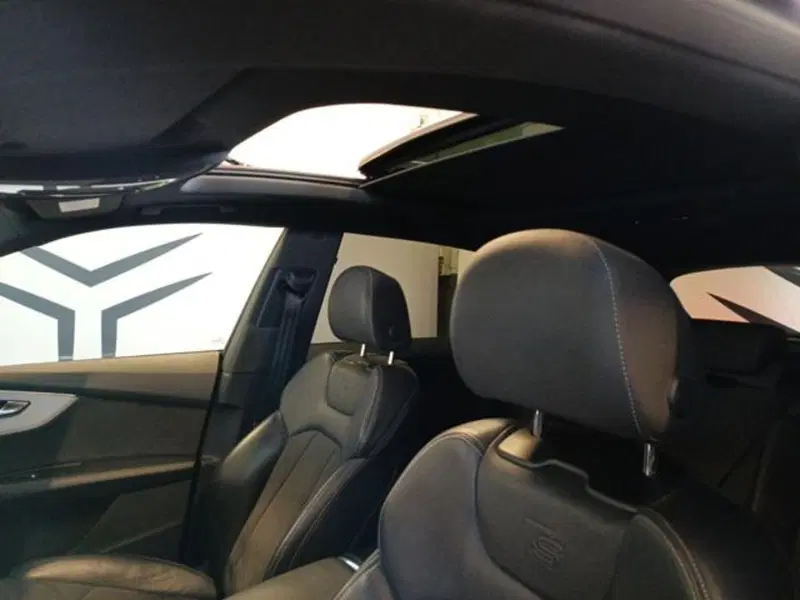Audi Q8 usata a Varese (19)