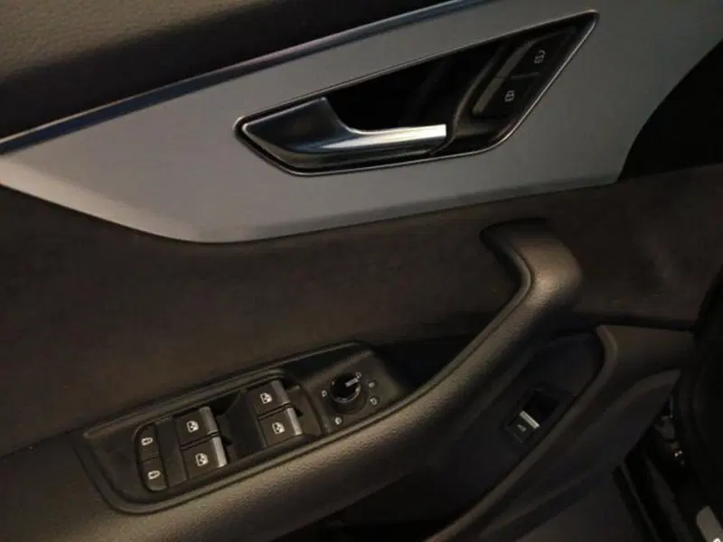 Audi Q8 usata a Varese (9)