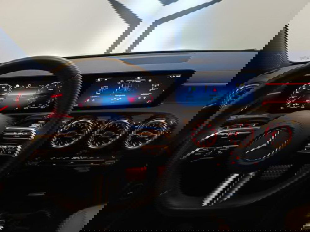 Mercedes-Benz CLA usata a Varese (11)