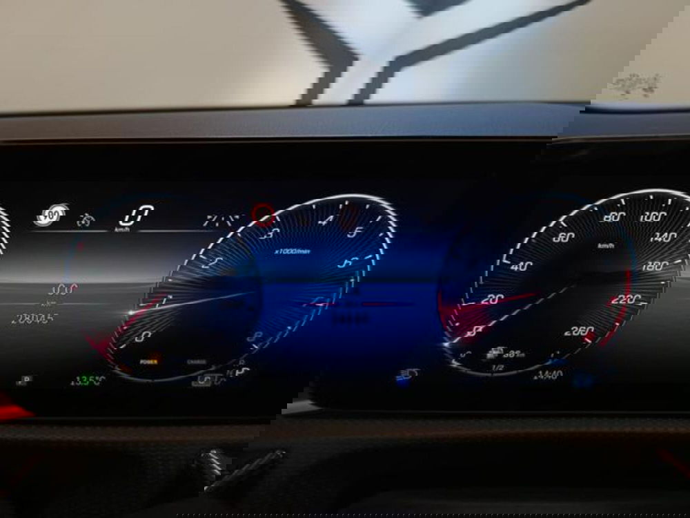 Mercedes-Benz CLA usata a Varese (12)