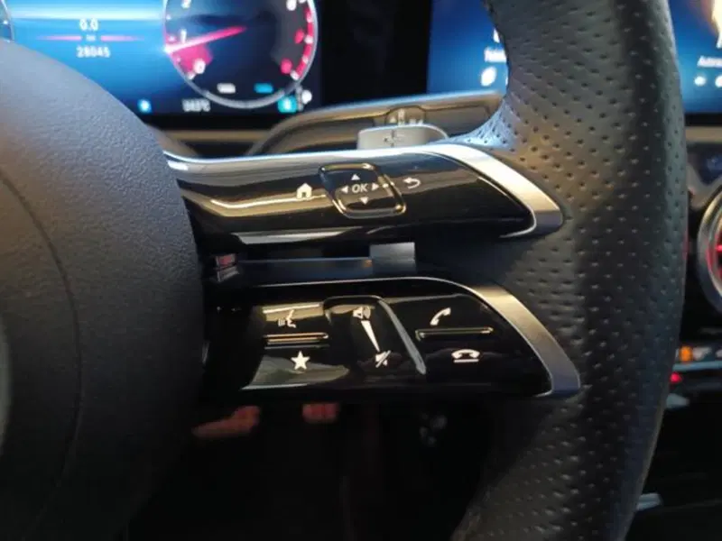 Mercedes-Benz CLA usata a Varese (16)