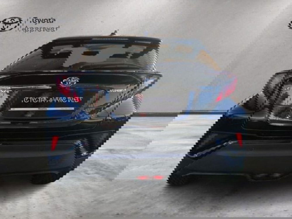 Toyota Toyota C-HR usata a Roma (12)