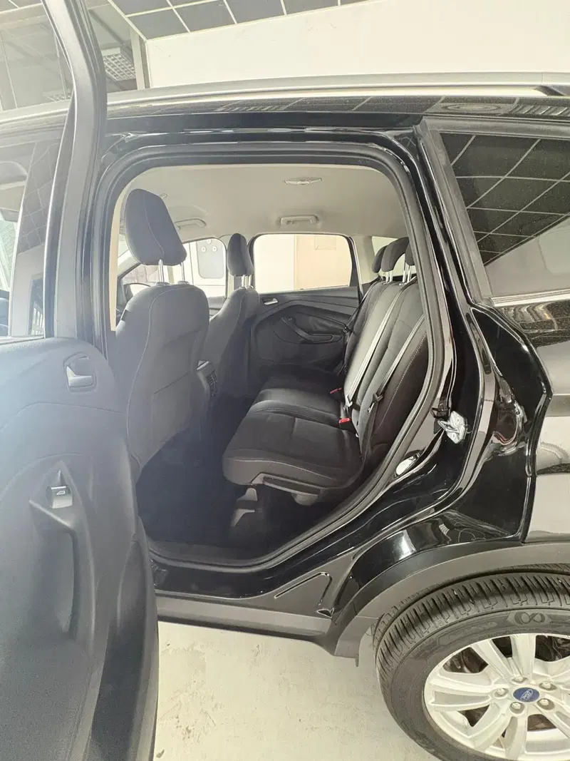 Ford Kuga usata a Torino (8)