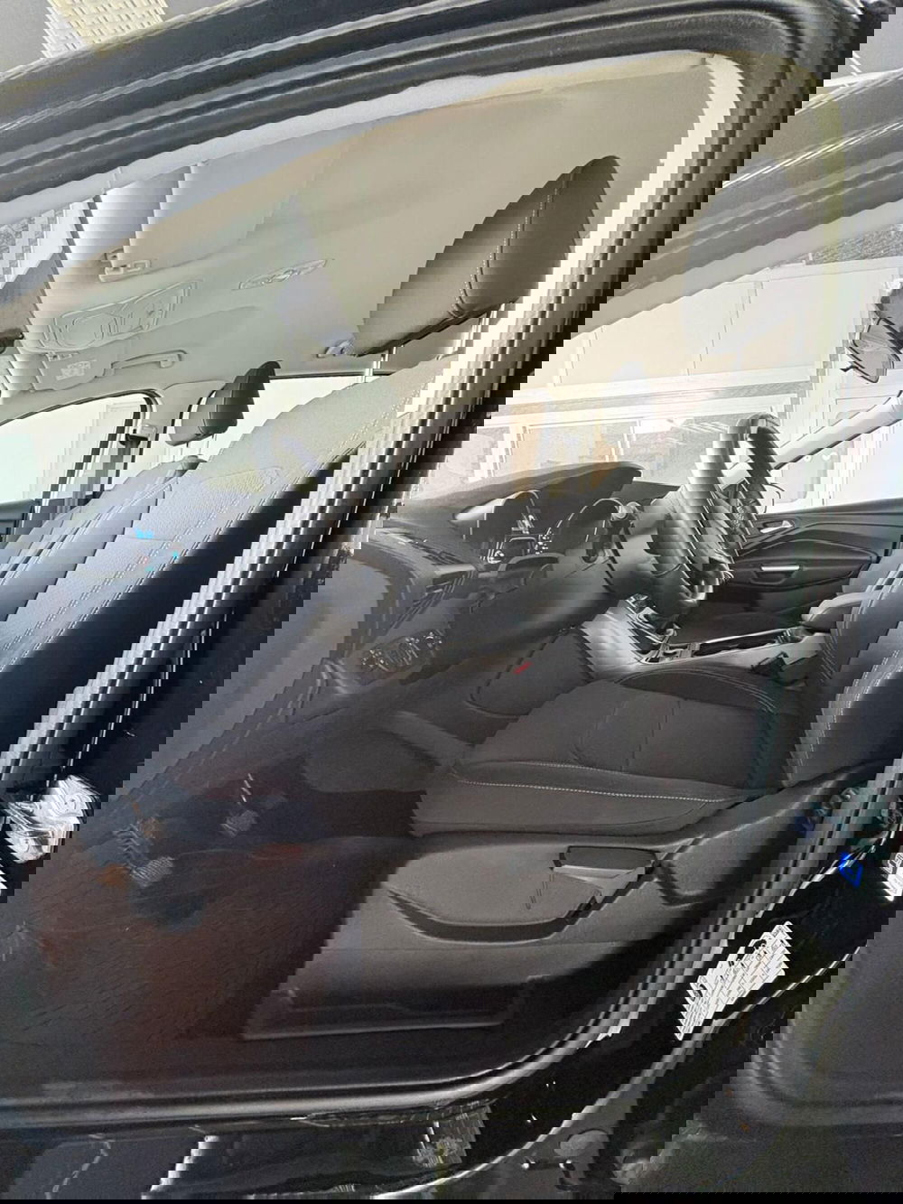 Ford Kuga usata a Torino (9)