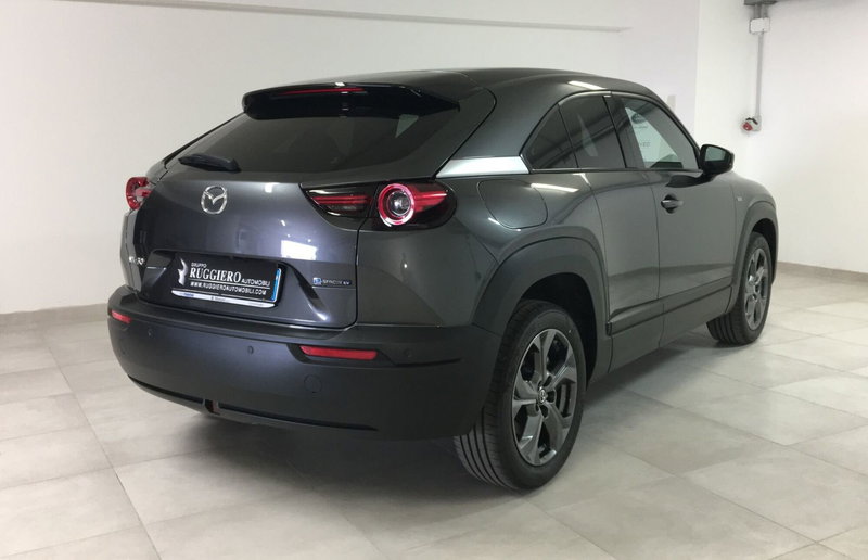 Mazda MX-30 nuova a Catanzaro (5)
