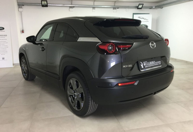 Mazda MX-30 nuova a Catanzaro (6)