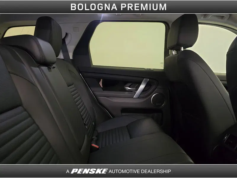 Land Rover Discovery Sport usata a Bologna (5)