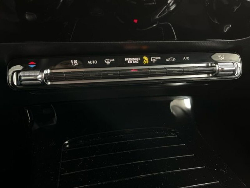 Mercedes-Benz Classe A Sedan usata a Verona (14)