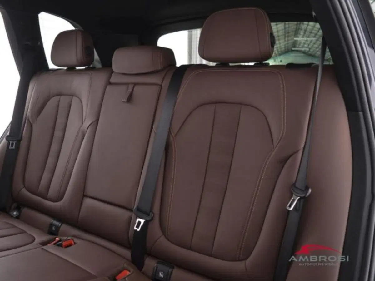 BMW X5 usata a Perugia (10)