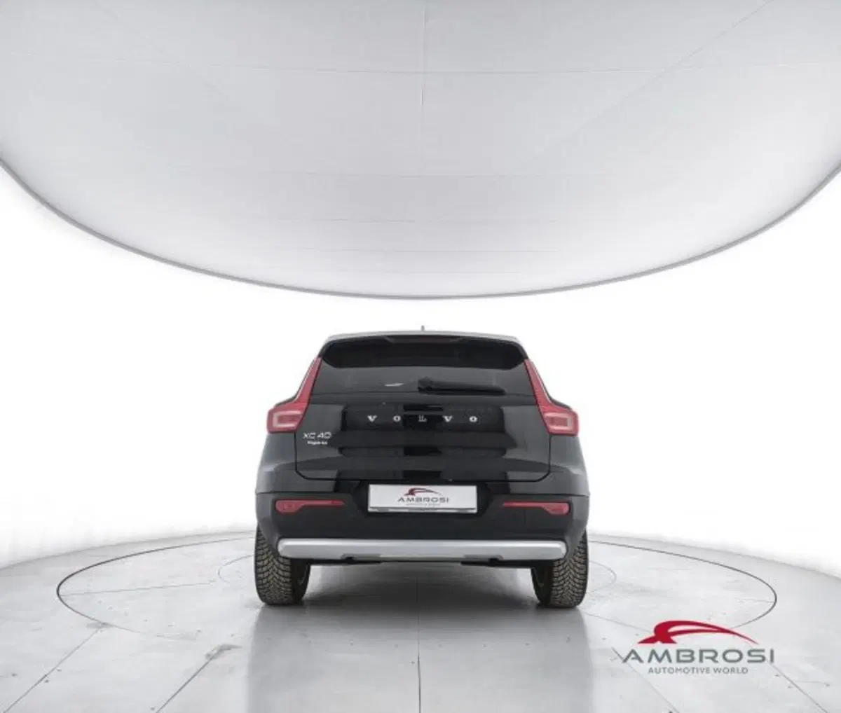 Volvo XC40 usata a Perugia (6)