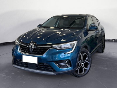 Renault Arkana Hybrid E-Tech 145 CV Techno del 2023 usata a Meda
