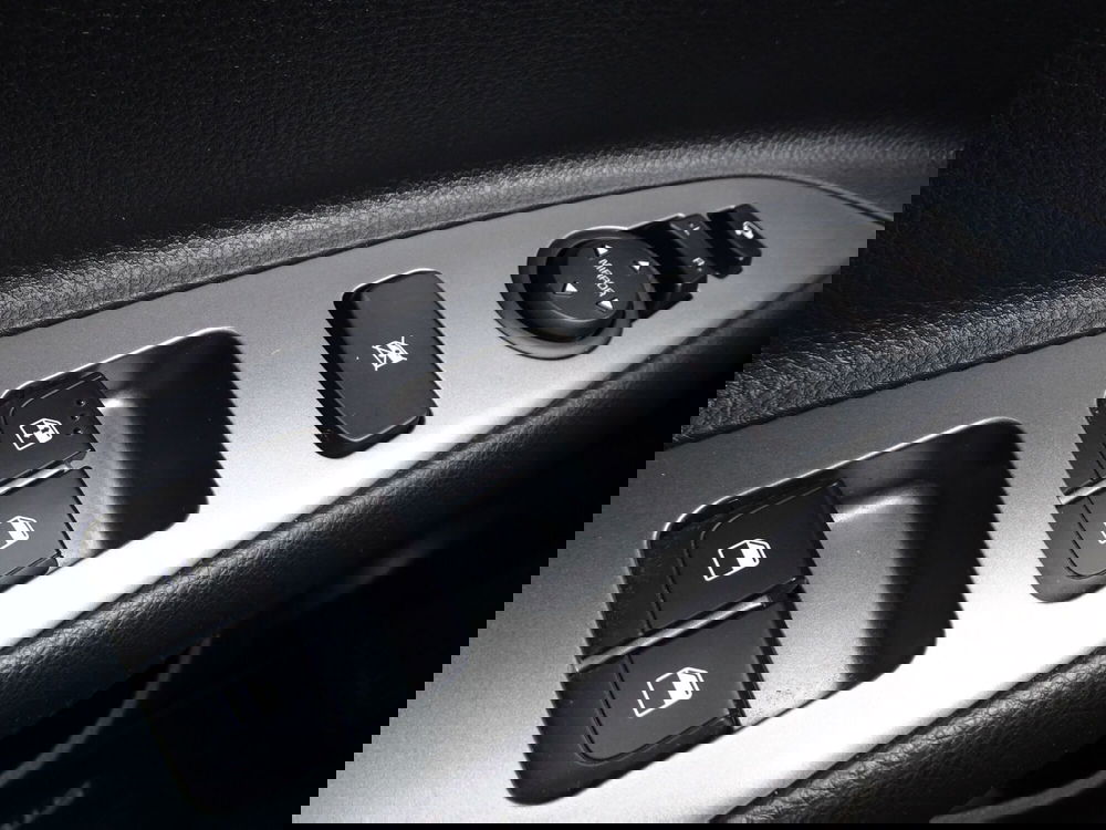 Kia Stonic usata a Padova (16)