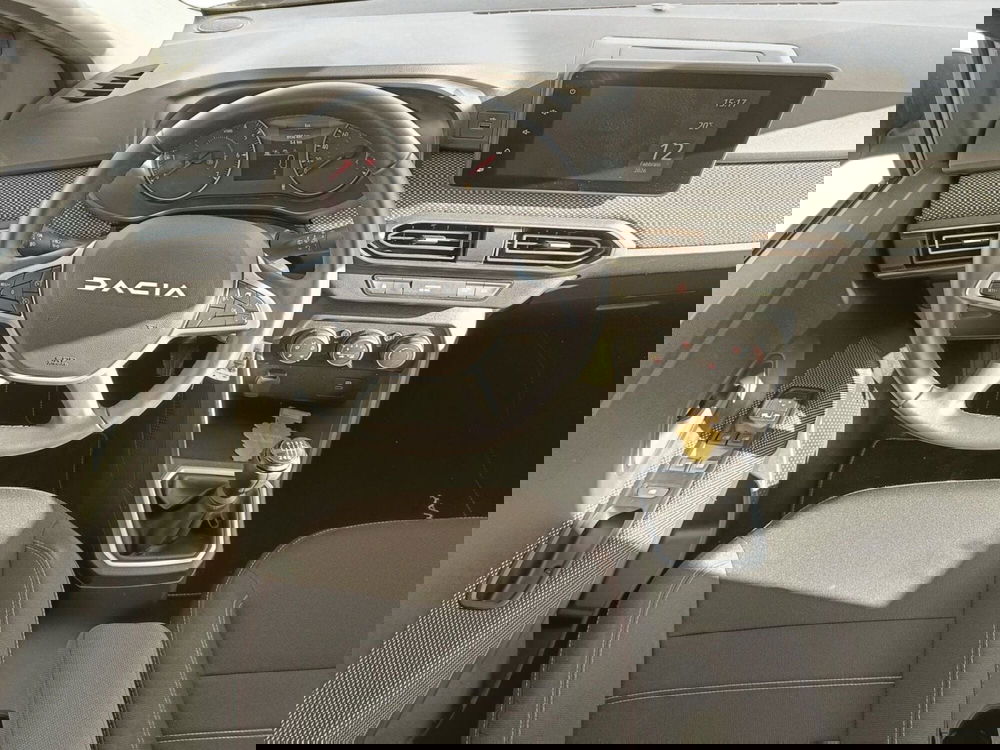 Dacia Sandero usata a Prato (10)