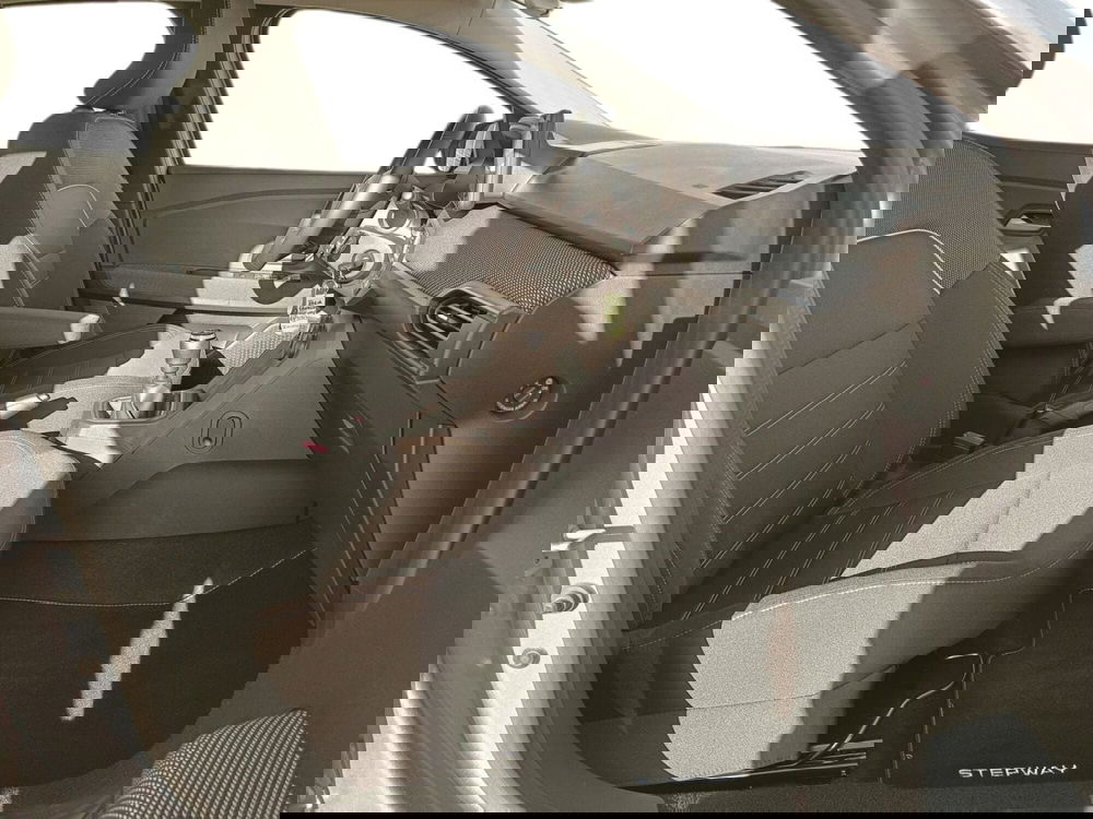 Dacia Sandero usata a Prato (14)