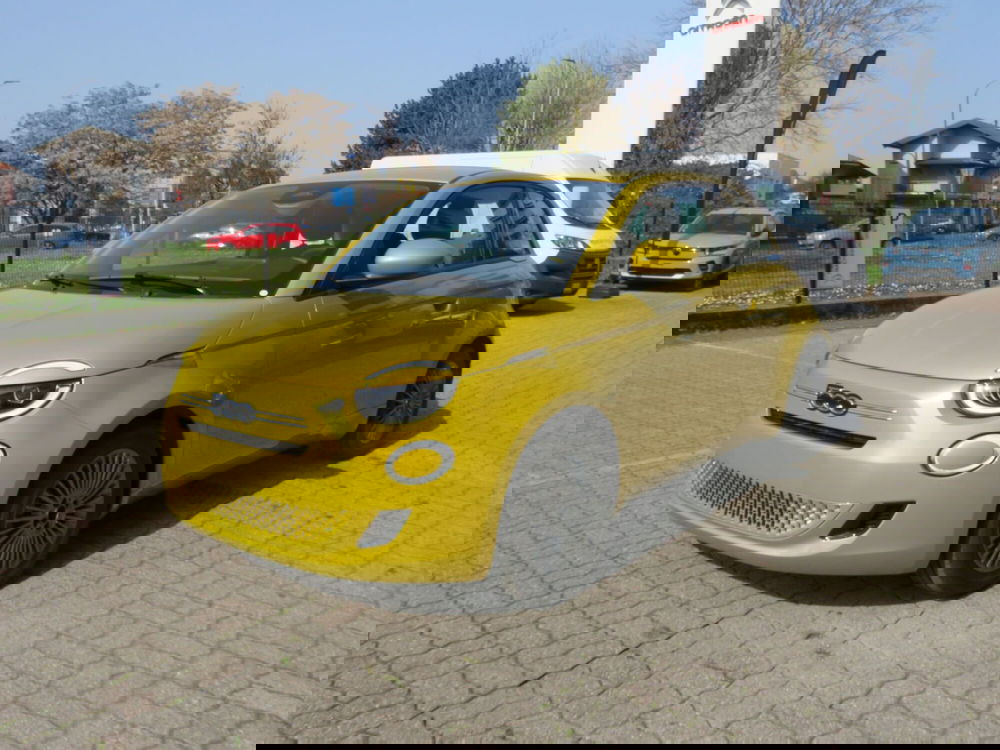 Fiat 500 nuova a Monza e Brianza (4)