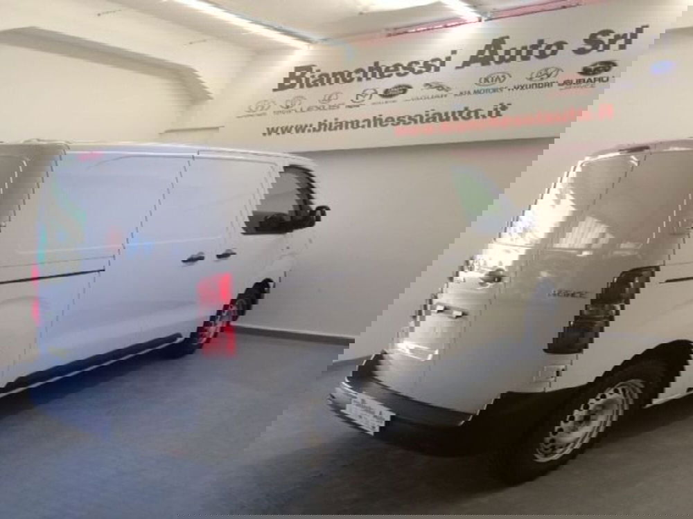 Toyota Proace Max Furgone nuova a Cremona (5)