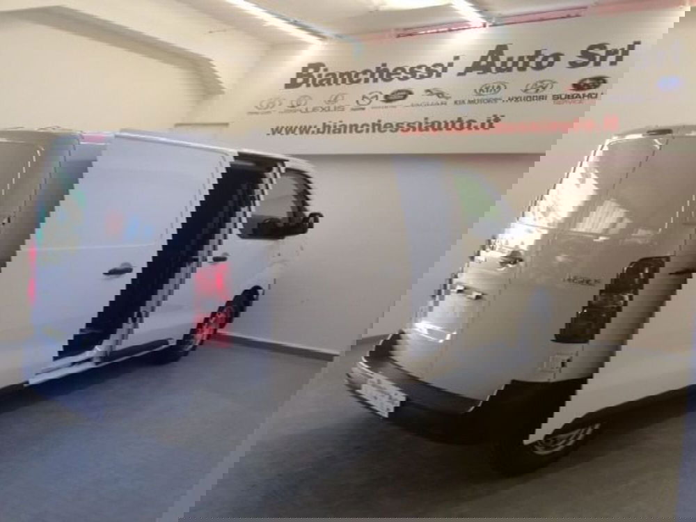 Toyota Proace Max Furgone nuova a Cremona (9)