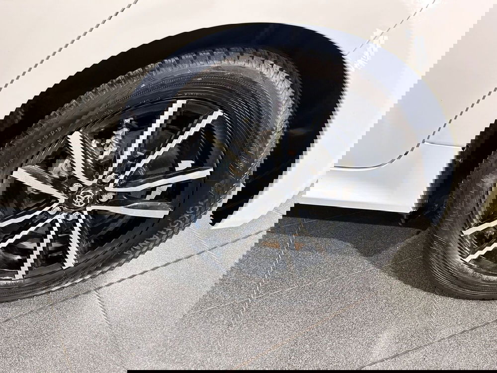 Toyota Yaris usata a Milano (15)