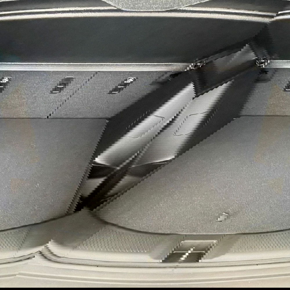 Suzuki S-Cross nuova a Cremona (9)