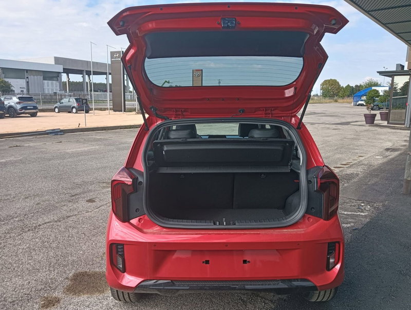 Kia Picanto nuova a Cremona (9)