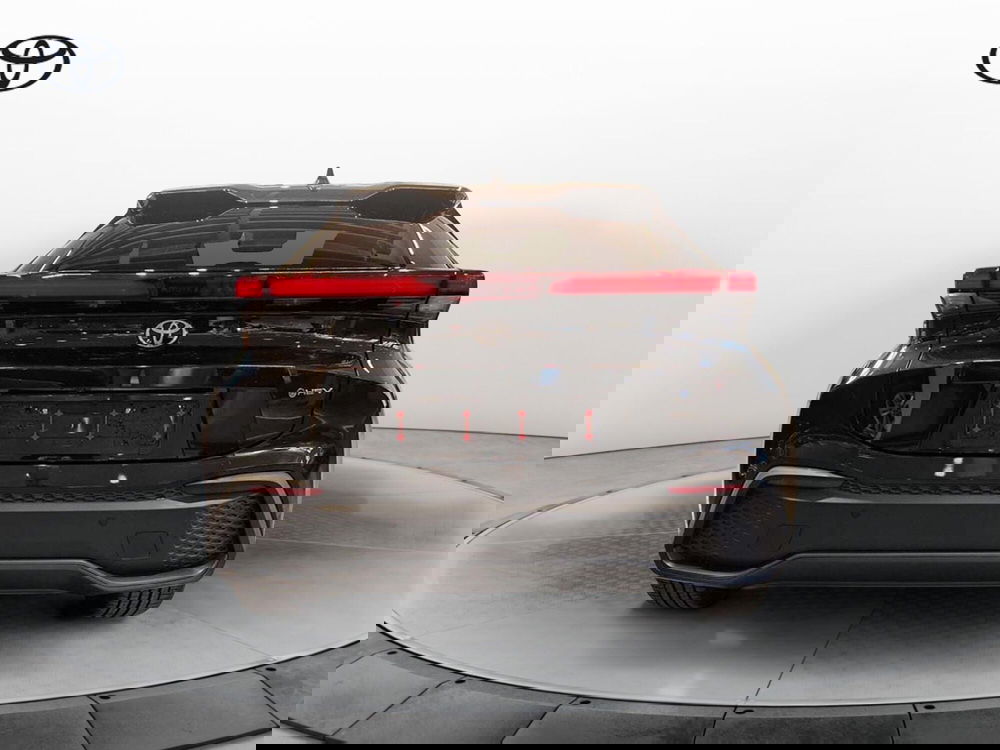 Toyota Toyota C-HR nuova a Cremona (6)