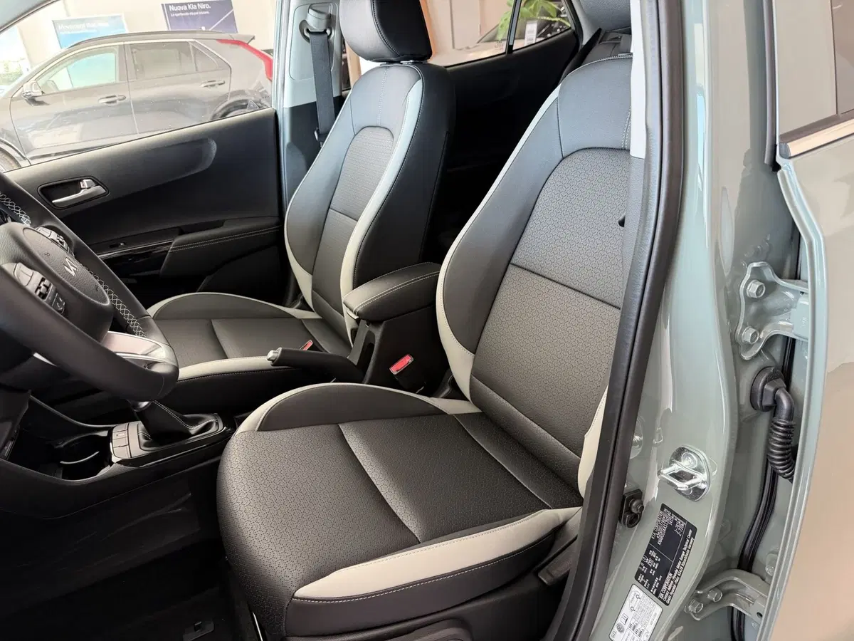 Kia Picanto nuova a Cremona (6)