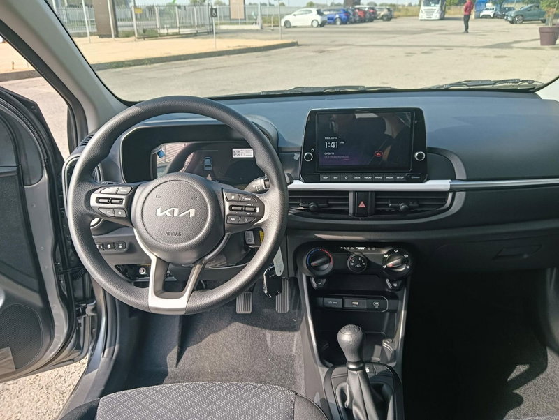 Kia Picanto nuova a Cremona (11)