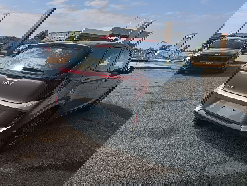 Kia Picanto nuova a Cremona (5)