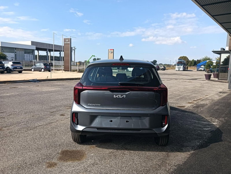 Kia Picanto nuova a Cremona (6)