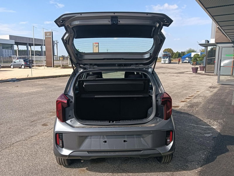 Kia Picanto nuova a Cremona (7)