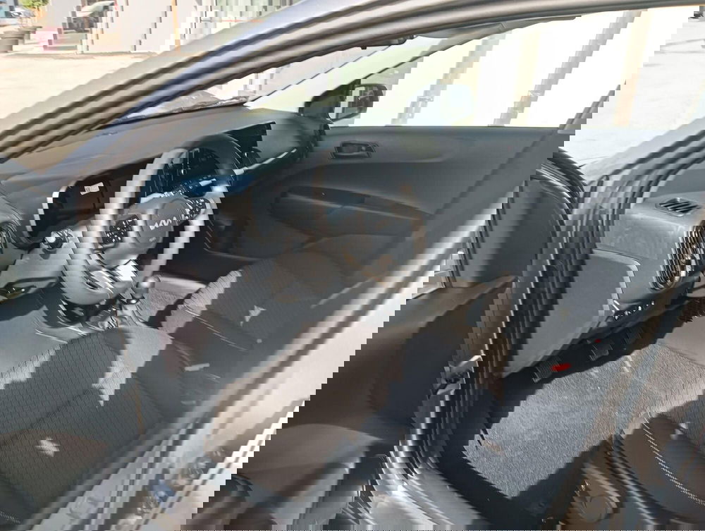 Kia Picanto nuova a Cremona (9)