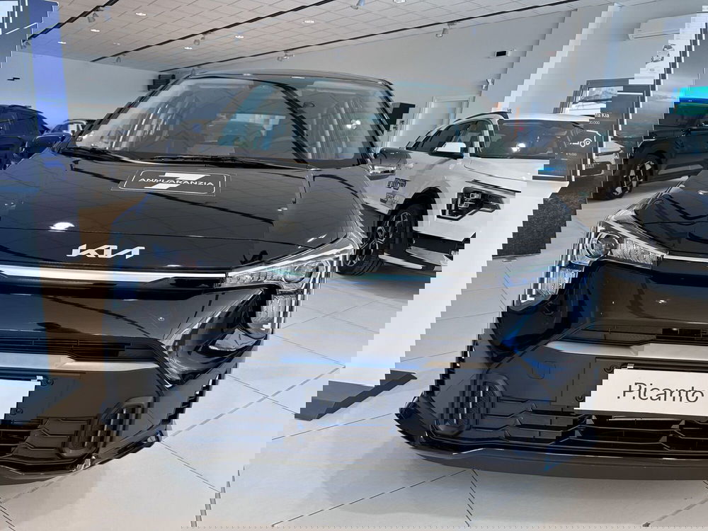 Kia Picanto nuova a Cremona (3)