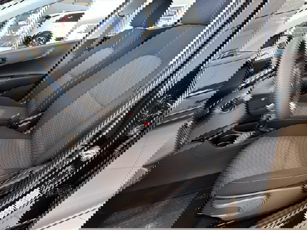 Kia Picanto nuova a Cremona (9)