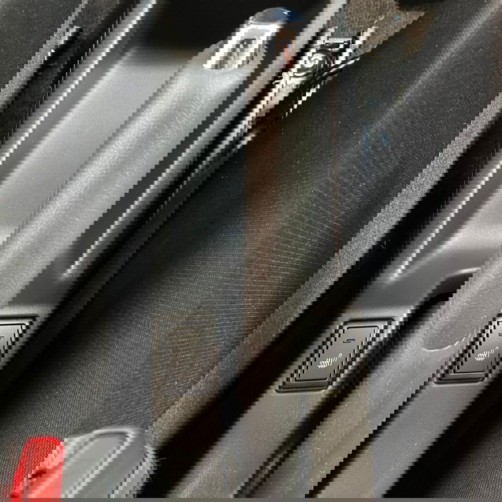 Suzuki Swift nuova a Cremona (13)