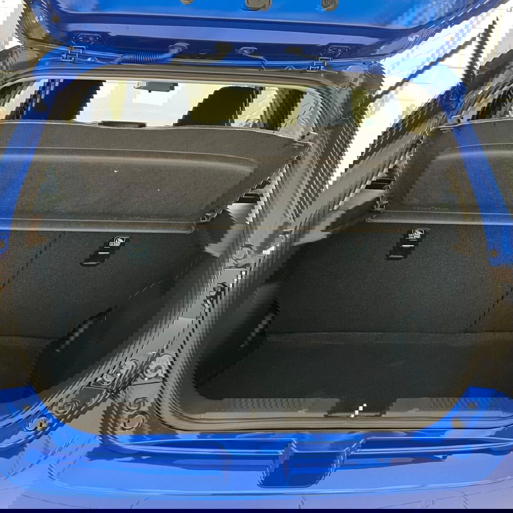 Suzuki Swift nuova a Cremona (15)