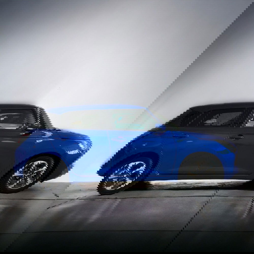Suzuki Swift nuova a Cremona (4)