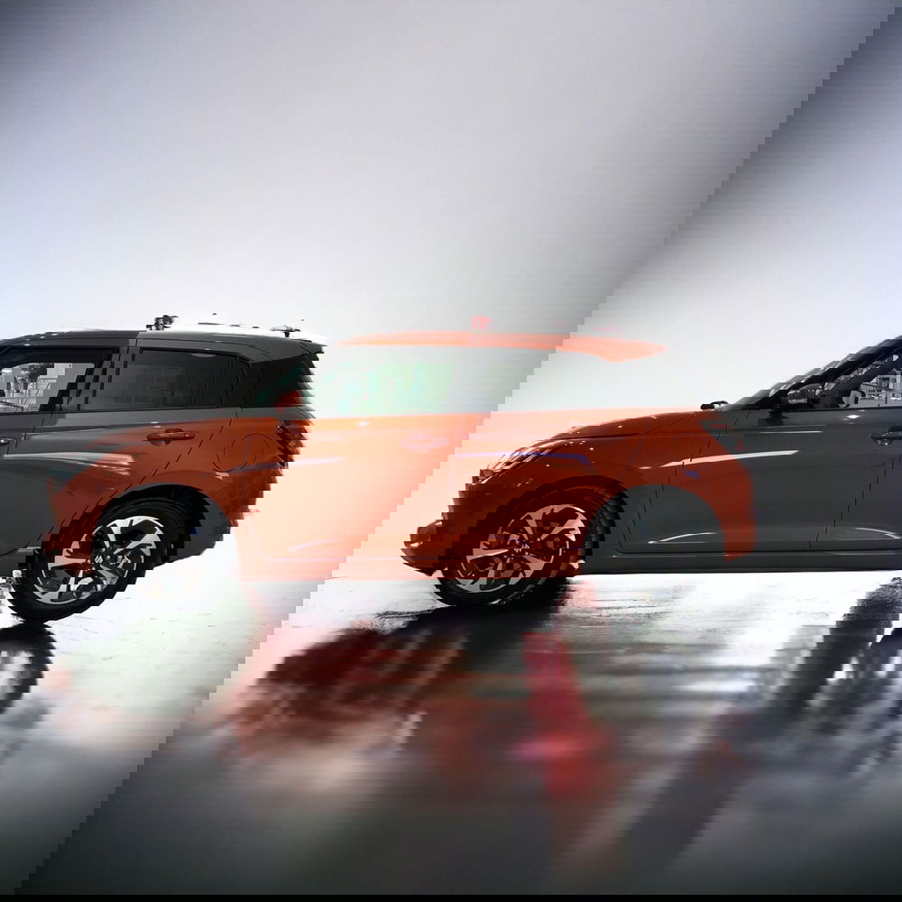 Suzuki Swift nuova a Cremona (4)