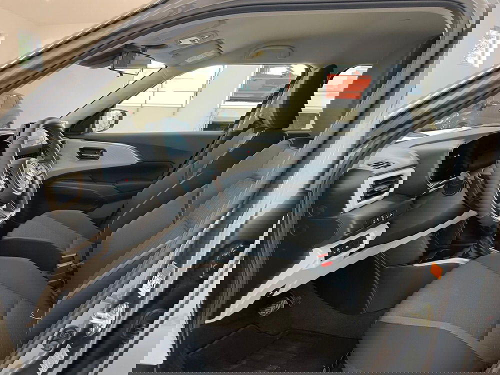 Suzuki Swift nuova a Cremona (6)