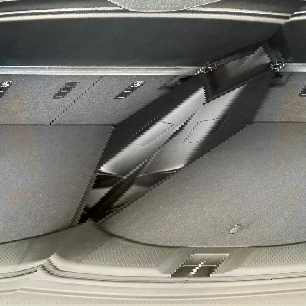 Suzuki S-Cross nuova a Cremona (9)