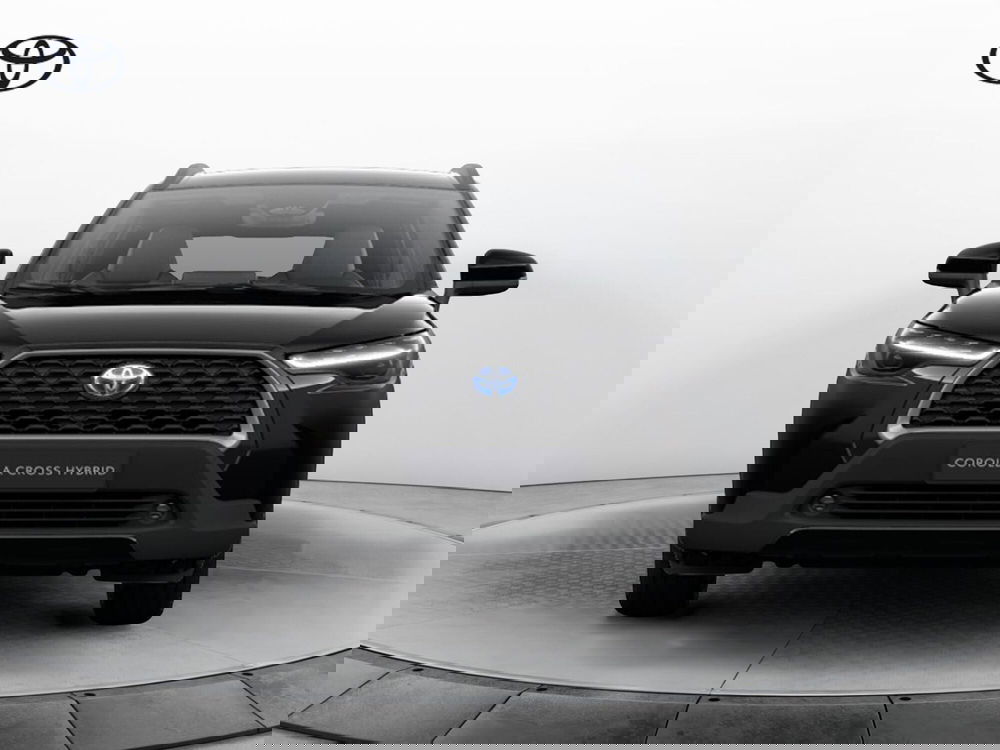 Toyota Corolla Cross Hybrid nuova a Cremona (2)