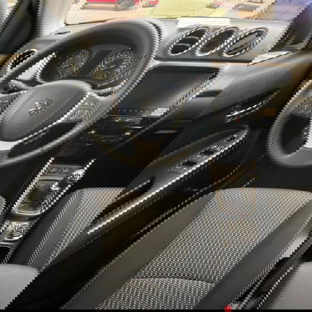 Suzuki Vitara nuova a Cremona (7)