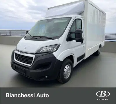 Peugeot Boxer Furgone 335 2.2 BlueHDi 140 S&amp;S PM-TM Furgone Premium nuova a Cremona