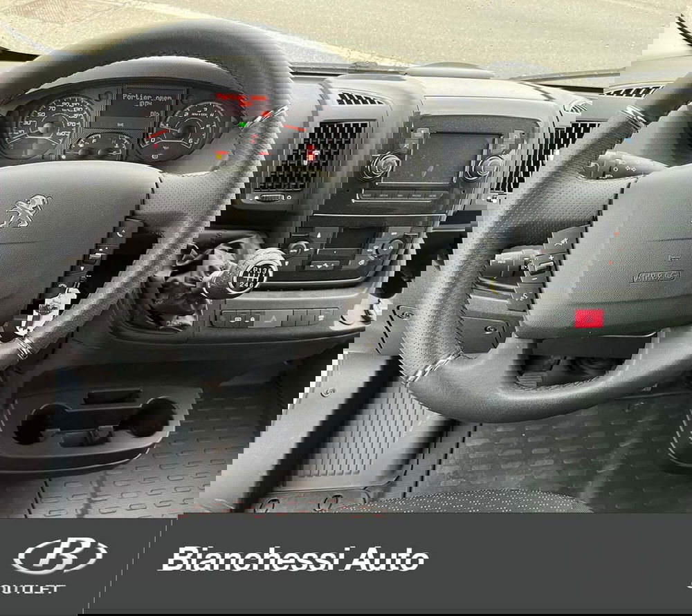 Peugeot Boxer Furgone nuova a Cremona (8)