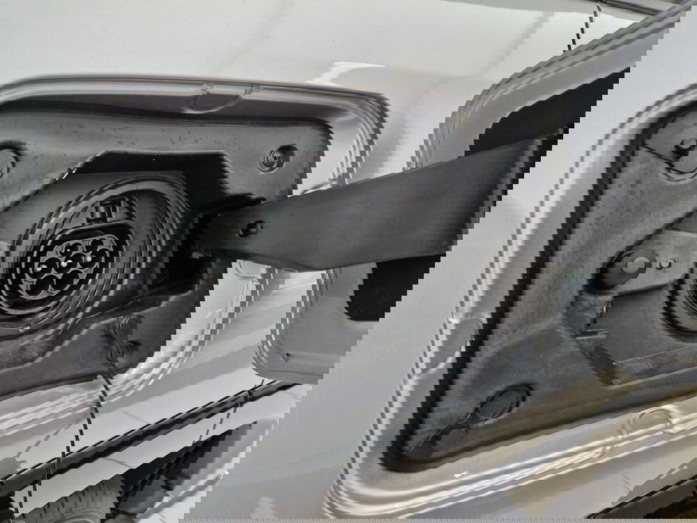 Toyota Rav4 nuova a Cremona (13)